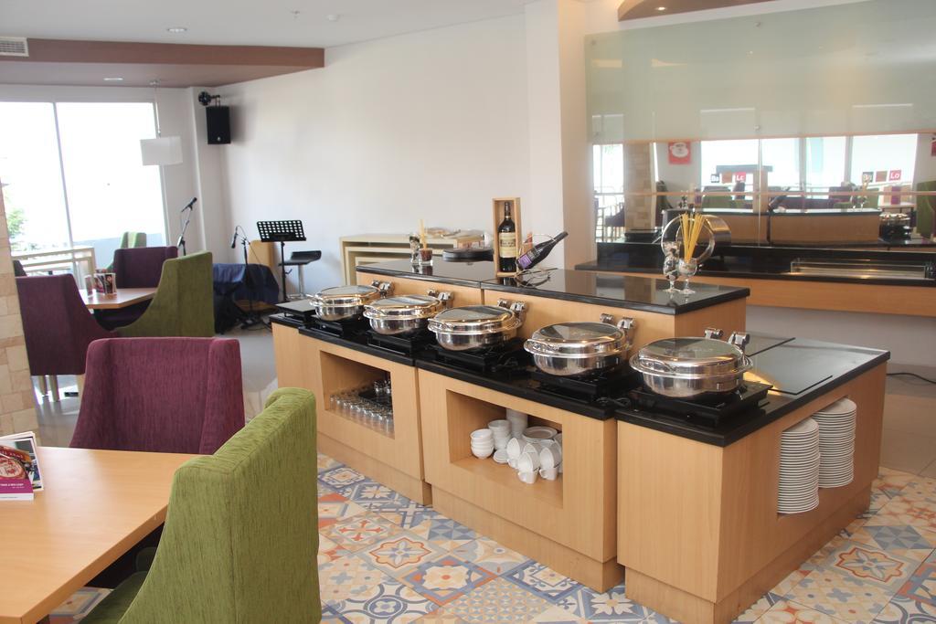 Swiss-Belinn Balikpapan Luaran gambar